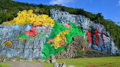 Khám phá thung lũng huyền thoại của xì gà Cuba – Vinales