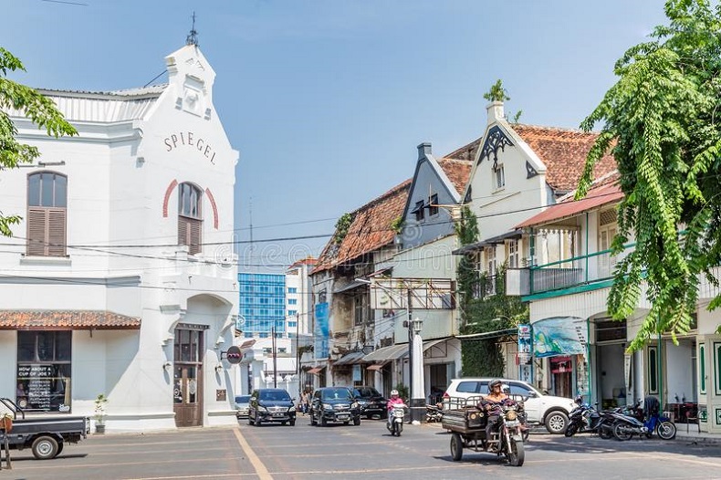Khu phố Old Town