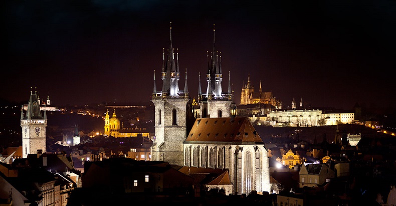 Mách bạn kinh nghiệm đi lại Prague giá rẻ