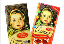 Mua gì khi đi du lịch Saint Petersburg?