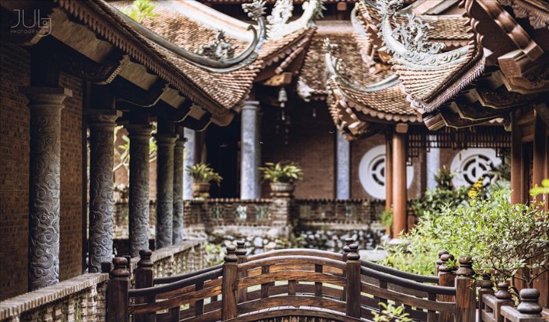 tham quan chùa Địa Tạng Phi Lai Tự