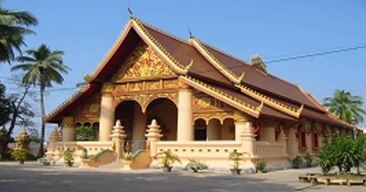 Thăm quan chùa Si Mương – Ngôi chùa đẹp nhất nước Lào