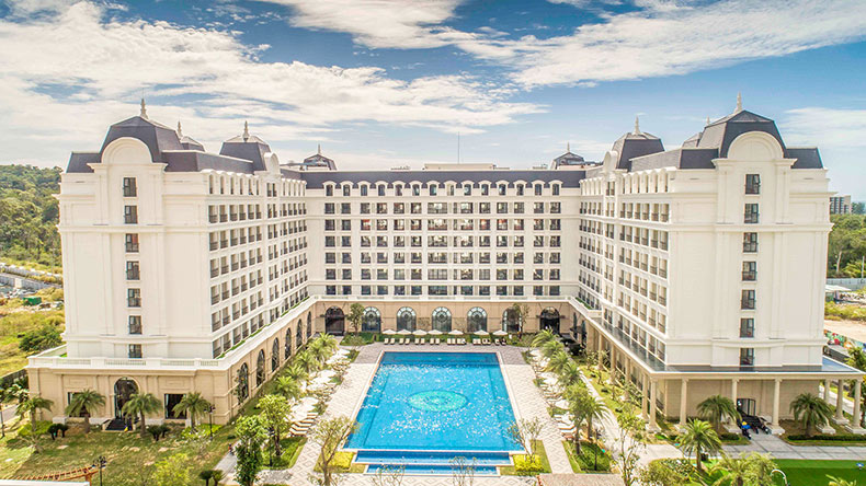 VinHolidays Fiesta Vinpearl Phú Quốc