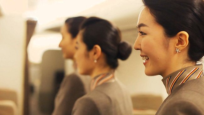 Những nữ tiếp viên xinh đẹp của hãng Asiana Airlines