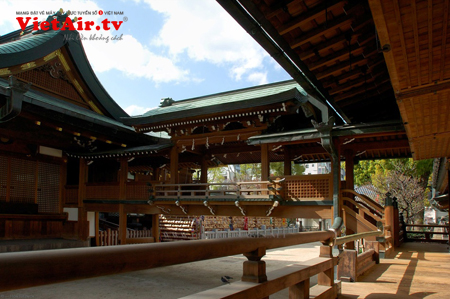 Giá vé máy bay đi Osaka